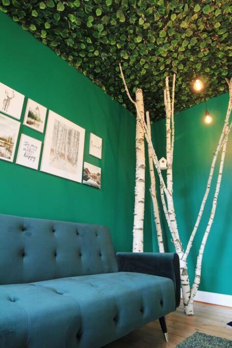 Secret Hideaways Wood Lodge Mit Kinderzimmer Messe L City L Flughafen L Hbf Duisburg Buitenkant foto
