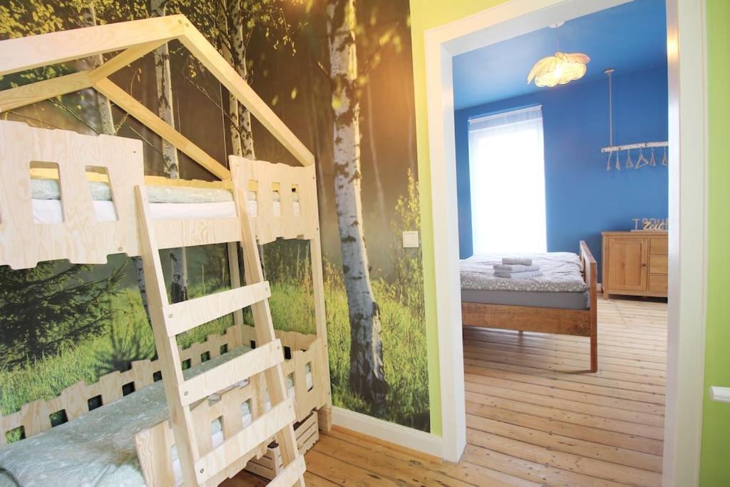 Secret Hideaways Wood Lodge Mit Kinderzimmer Messe L City L Flughafen L Hbf Duisburg Buitenkant foto