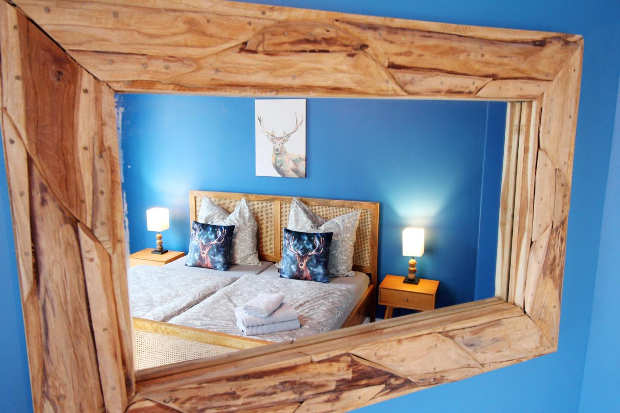 Secret Hideaways Wood Lodge Mit Kinderzimmer Messe L City L Flughafen L Hbf Duisburg Buitenkant foto